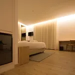 Lam ホテル 4*