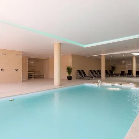 Lam Hotell